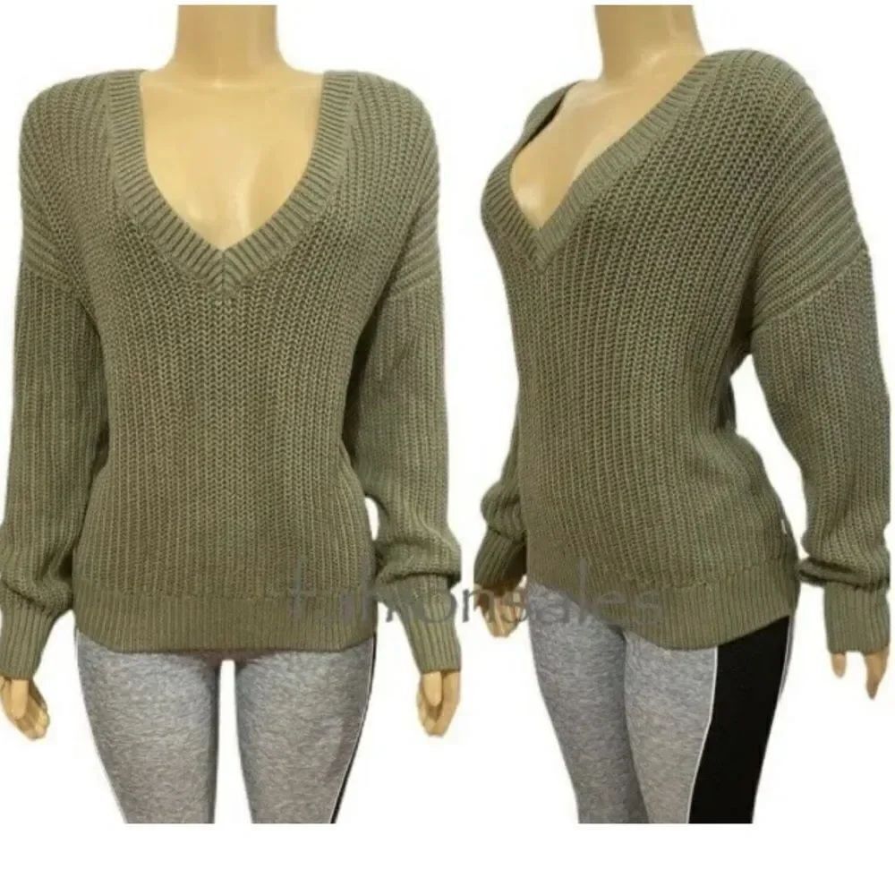 Victoria's Secret PINK Cable Knit V-neck Pullover Sweater Olive Green